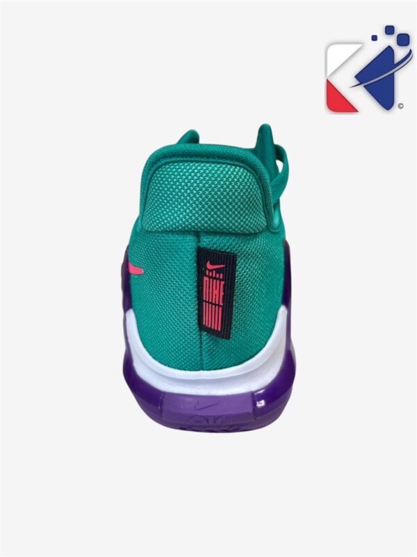 Lebron Witness VI pointure 36,5 – Image 4