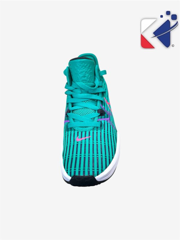 Lebron Witness VI pointure 36,5 – Image 2