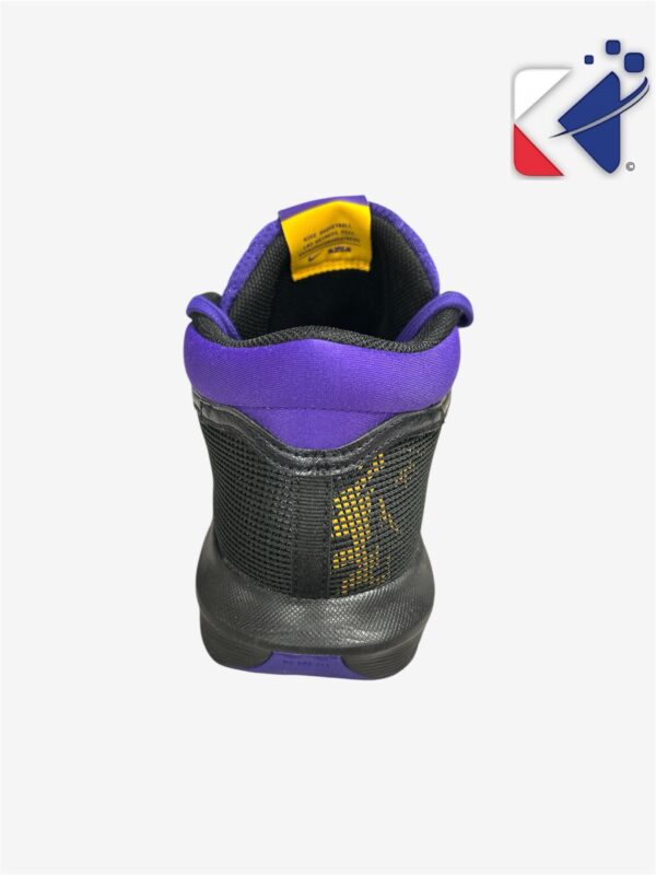 Lebron Witness VIII Basketball Pointure 42,5 – Image 4